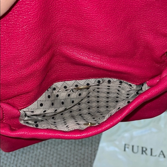 Furla Leather Vintage Shoulder Bag Fuschia - Picture 4 of 9